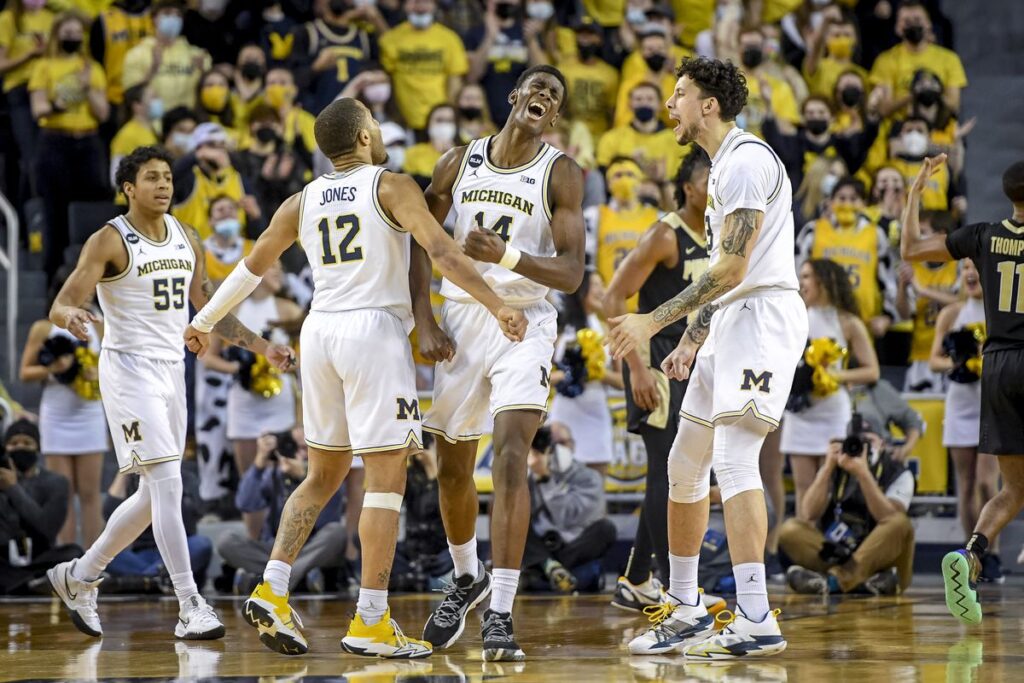 Michigan News: urdue Boilermakers men’s basketball welcomes the Michigan Wolverines.