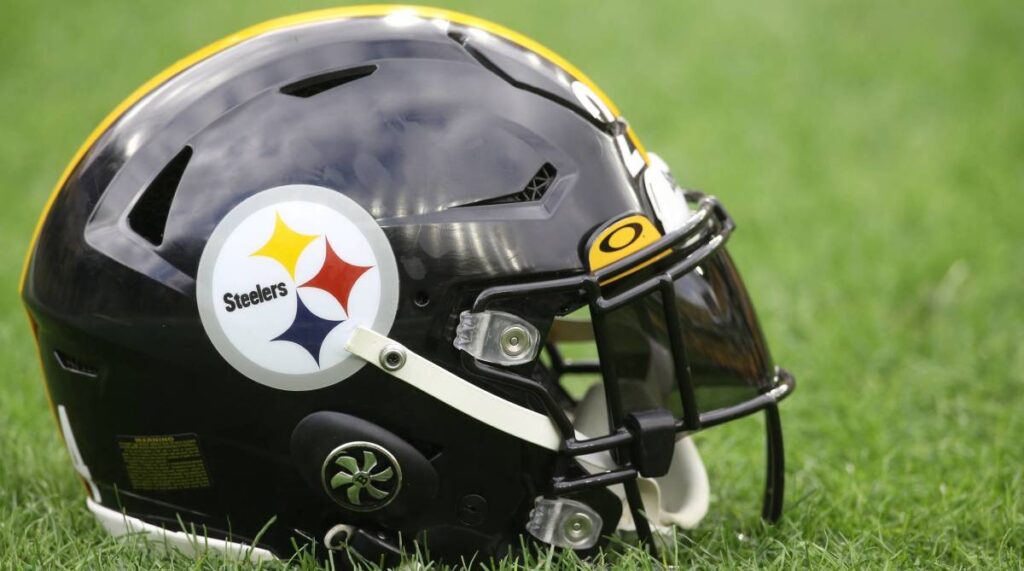 TODAY’S NEWS: Steelers Hold Discussions with Relative of Emerging Talent During Pre-Draft Procedures