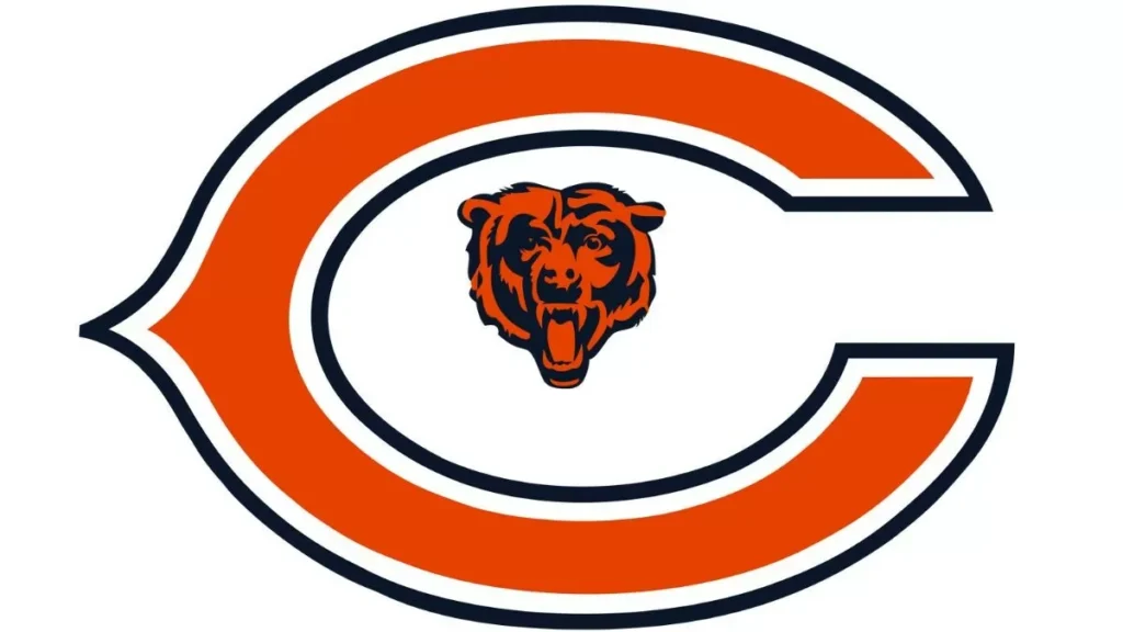 Chicago Bears Contemplate Justin Fields’ Future and Roster Enhancements..