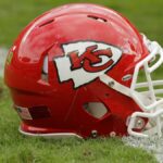 kansas-city-chiefs-helmet-1575834174