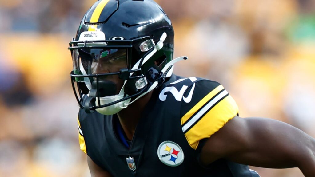 “Pittsburgh Steelers Face Decision on Cornerback Levi Wallace in Upcoming Offseason”