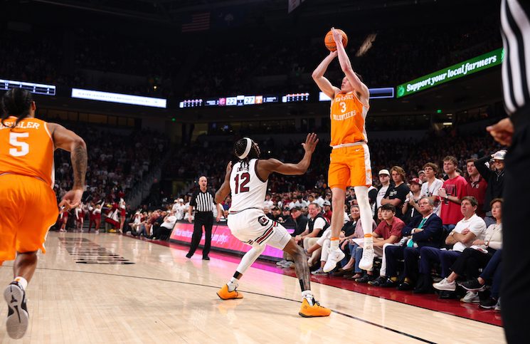 Only a single basketball player from Tennessee invited to the NBA Draft ...