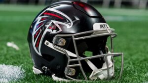 Softball Live Blog: The Atlanta Falcons see one of their pass rushers depart for the LA Chargers under Jim Harbaugh and….