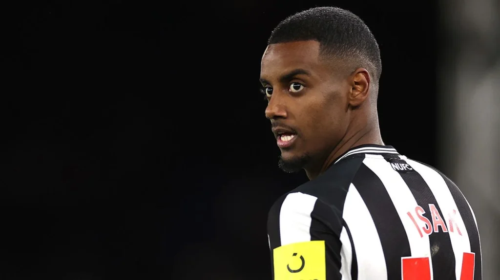 alexander-isak-en-un-partido-del-newcastle