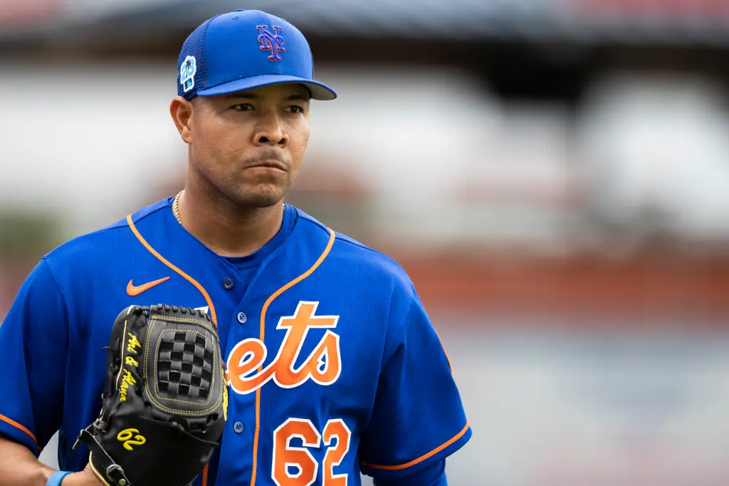 Mets and Veteran Pitcher Jose Quintana Discuss Potential Reunion for Upcoming Season