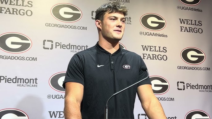 A Big Congratulations To Georgia Bulldogs football Stars “Oscar Delp” as he end his contract today to sign a new deal with the…